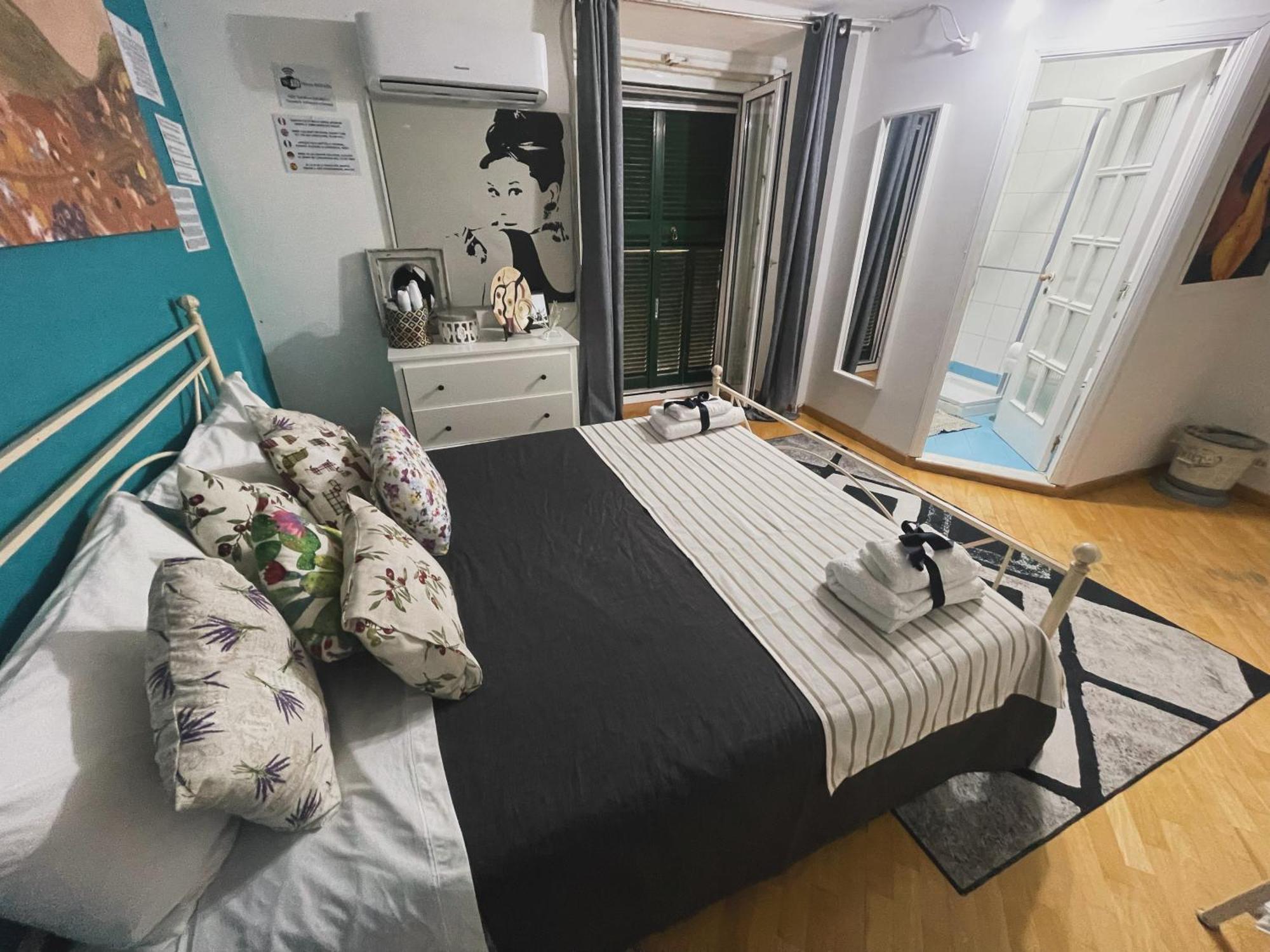 Plebiscito Charme Rooms Nápoly Kültér fotó